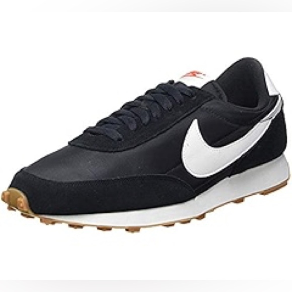 Nike daybreak running shoes.